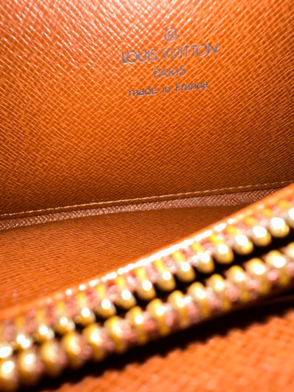 LOUIS VUITTON ❤️🌟TH1014 MONOGRAM ZIPPY WALLET ⭐️ - Picture 5 of 6